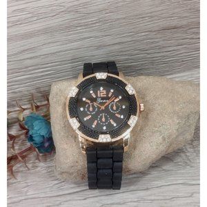 Unisex Bracelet Watch Black Gold Tone Soft Flexible Silicone Band Wristwatch